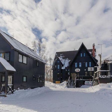 Freeride Backpackers Lodge Niseko Exterior photo